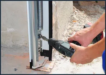 Garage Doors Store Repairs Chicago, IL 773-596-9997 - cont-gdr-door-spring-08m